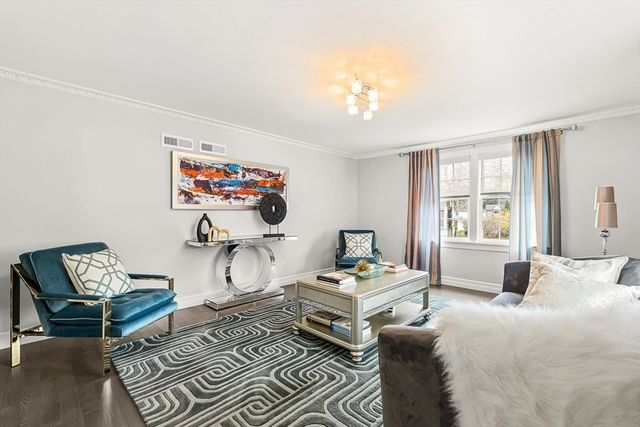 18 Webster Rd, Lexington, MA 02421