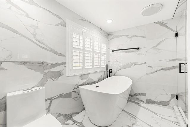 18 Webster Rd, Lexington, MA 02421