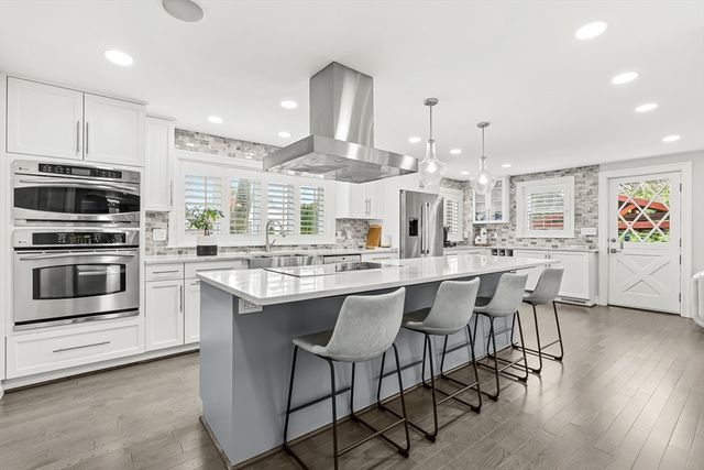 18 Webster Rd, Lexington, MA 02421