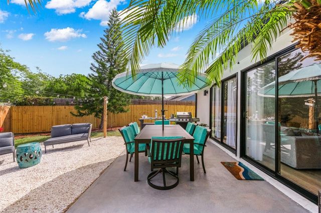 2911 WOODPINE COURT, Sarasota, FL 34231