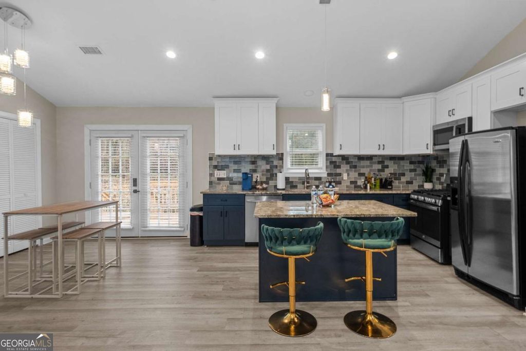 1041 Stonewall Drive SE, Atlanta, GA 30315 — photo 3