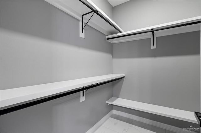 916 13th Street, Alamo, TX 78589