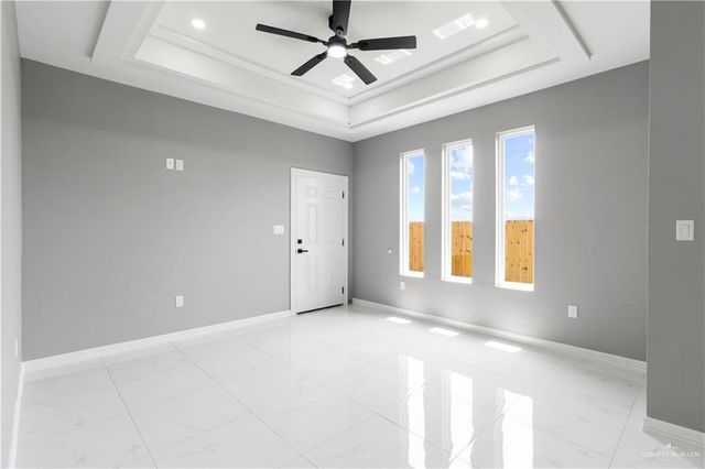 916 13th Street, Alamo, TX 78589