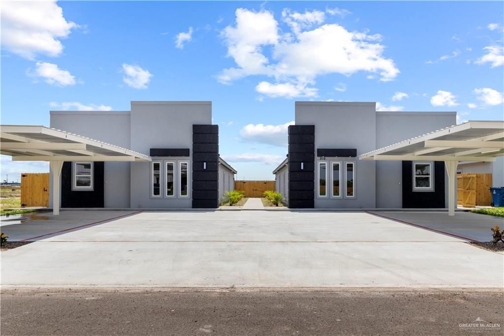 916 13th Street, Alamo, TX 78589