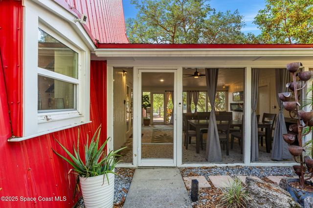 1428 Rose Court, Melbourne, FL 32935