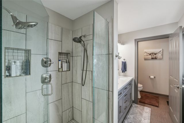 812 6th Avenue W, Grinnell, IA 50112