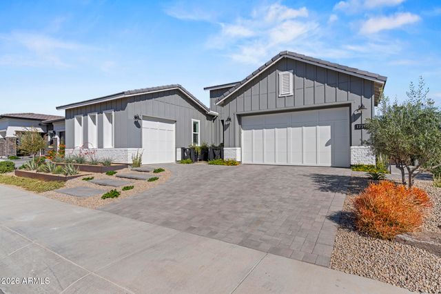 17702 W GUTHRIE Street, Surprise, AZ 85388