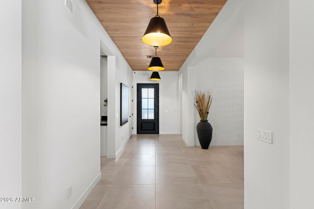 17702 W GUTHRIE Street, Surprise, AZ 85388