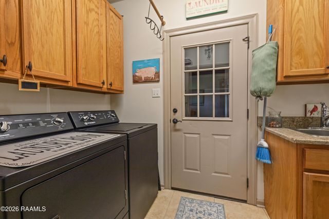 203 Commons Drive, Lafayette, LA 70508