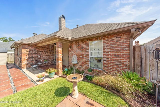 203 Commons Drive, Lafayette, LA 70508