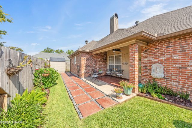 203 Commons Drive, Lafayette, LA 70508