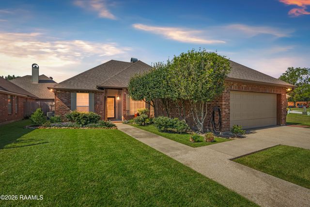 203 Commons Drive, Lafayette, LA 70508