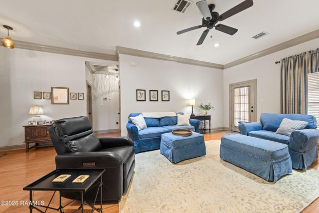 203 Commons Drive, Lafayette, LA 70508