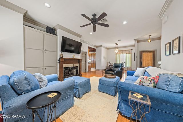 203 Commons Drive, Lafayette, LA 70508