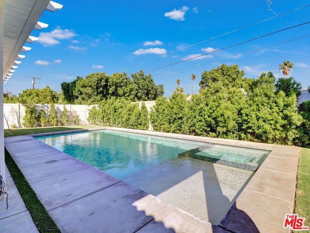 1920 N San Gorgonio Road, Palm Springs, CA 92262