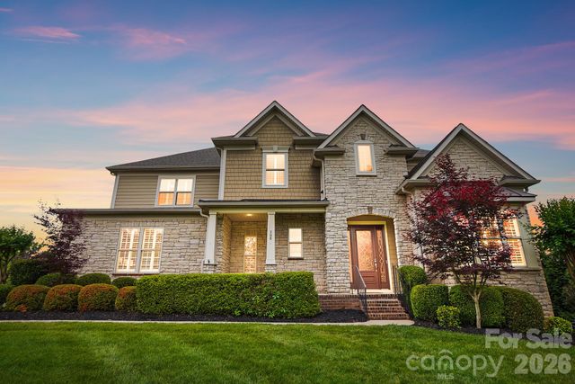 308 Walkers Bluff Court, Waxhaw, NC 28173