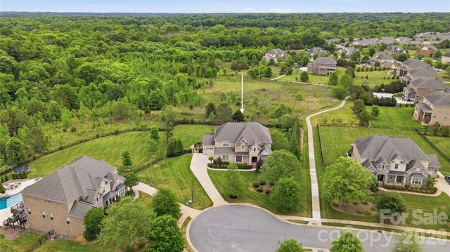308 Walkers Bluff Court, Waxhaw, NC 28173
