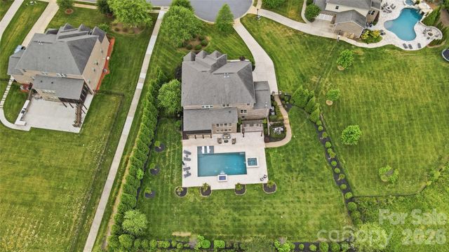 308 Walkers Bluff Court, Waxhaw, NC 28173