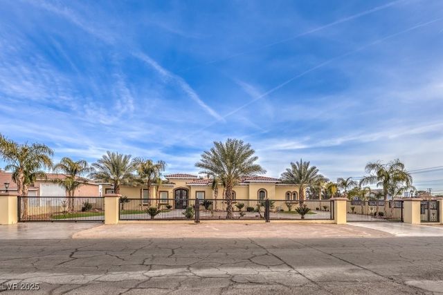 2780 El Camino Road, Las Vegas, NV 89146