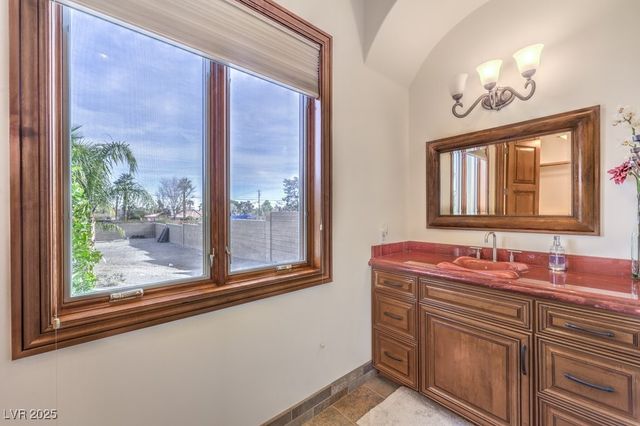 2780 El Camino Road, Las Vegas, NV 89146