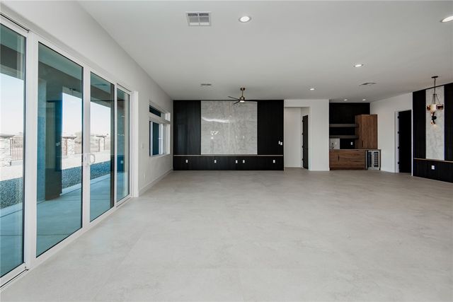 6407 S Calle Serena, Fort Mohave, AZ 86426