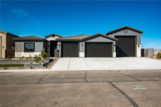 6407 S Calle Serena, Fort Mohave, AZ 86426