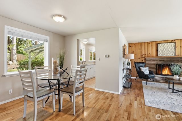 21225 96th Avenue W, Edmonds, WA 98020