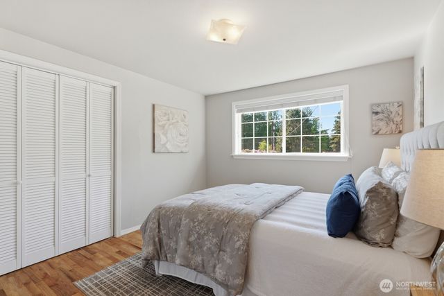 21225 96th Avenue W, Edmonds, WA 98020