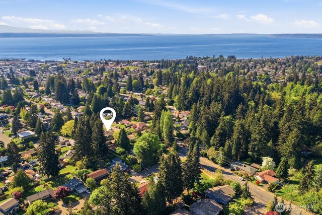 21225 96th Avenue W, Edmonds, WA 98020