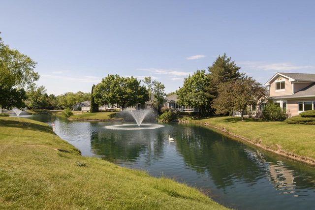 14142 W Waters WAY, New Berlin, WI 53151