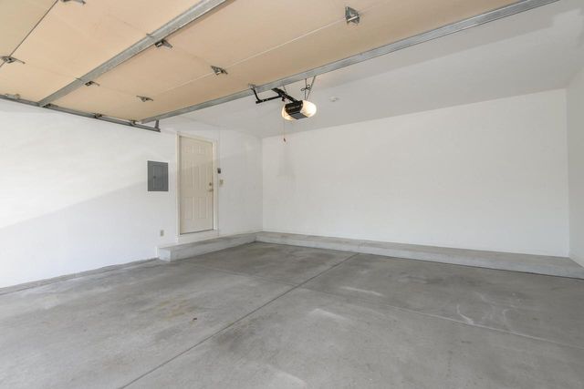 14142 W Waters WAY, New Berlin, WI 53151
