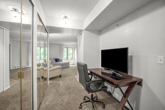 14501 Atrium Way 225, Minnetonka, MN 55345
