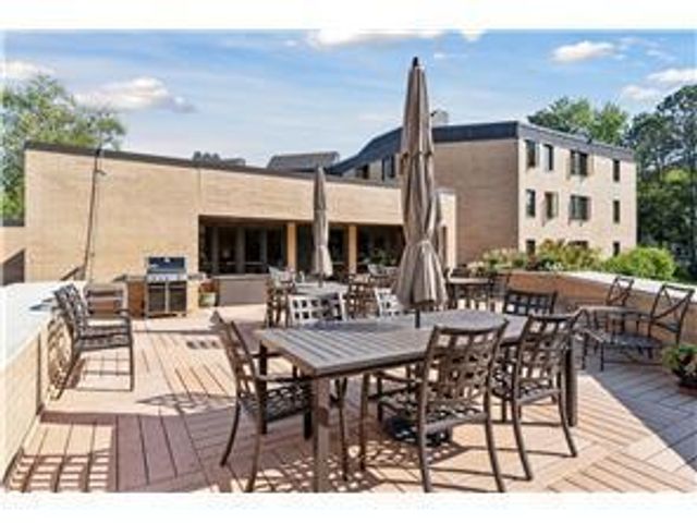 14501 Atrium Way 225, Minnetonka, MN 55345