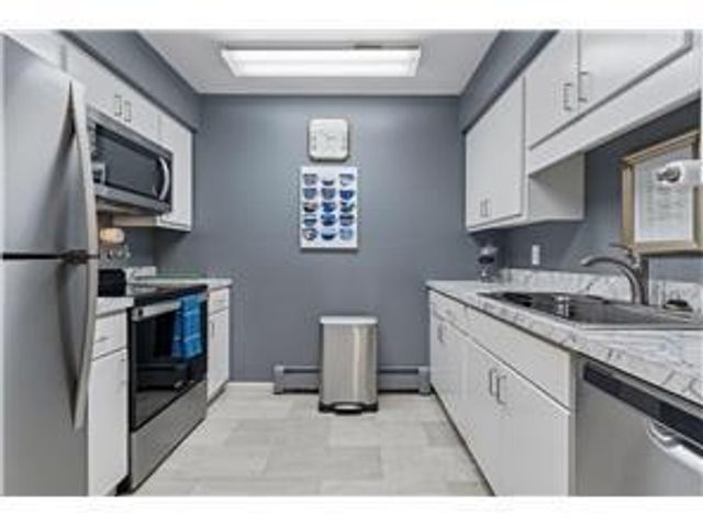 14501 Atrium Way 225, Minnetonka, MN 55345