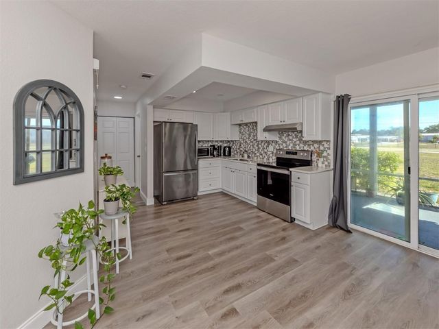 5568 KENWOOD DRIVE, North Port, FL 34287