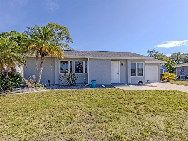5568 KENWOOD DRIVE, North Port, FL 34287