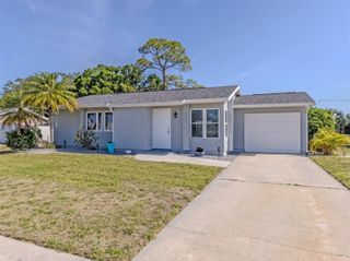 5568 KENWOOD DRIVE, North Port, FL 34287
