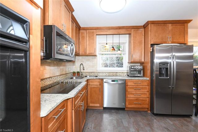 2705 Tillbrook Place, Greensboro, NC 27408