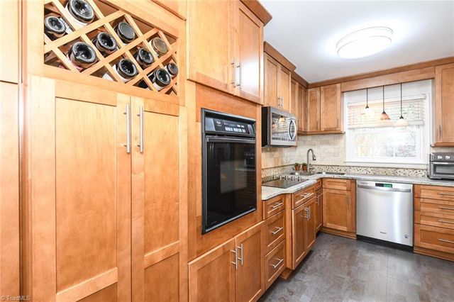 2705 Tillbrook Place, Greensboro, NC 27408