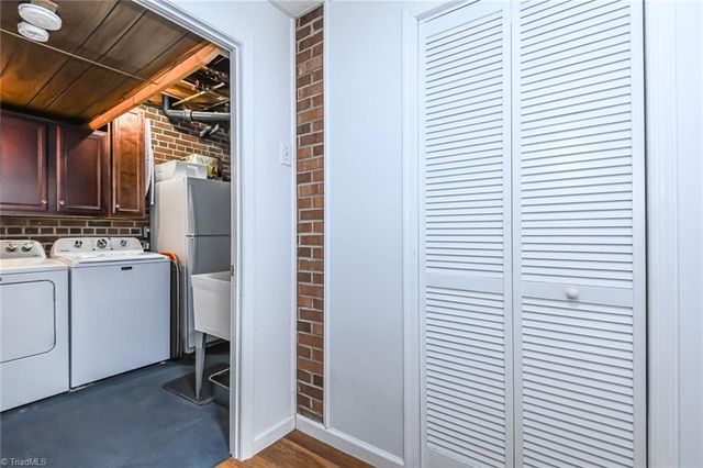 2705 Tillbrook Place, Greensboro, NC 27408