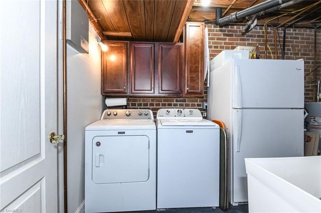 2705 Tillbrook Place, Greensboro, NC 27408