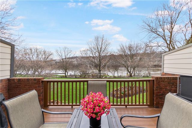 59 Waterfront Drive, Washington's Landing, PA 15222