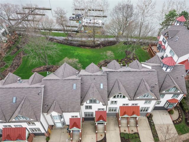 59 Waterfront Drive, Washington's Landing, PA 15222