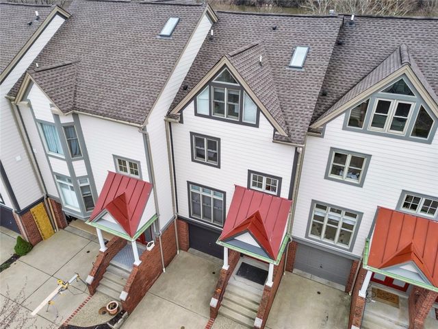 59 Waterfront Drive, Washington's Landing, PA 15222