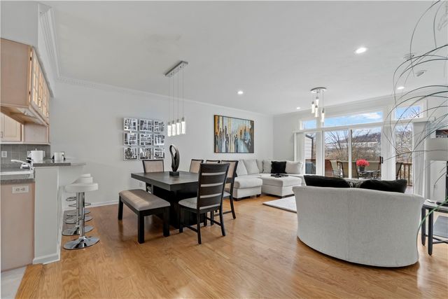 59 Waterfront Drive, Washington's Landing, PA 15222