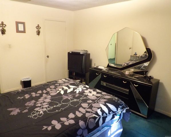 524 E Calhoun Street, Monticello, AR 71655