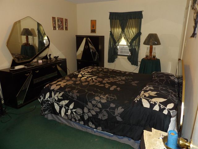 524 E Calhoun Street, Monticello, AR 71655