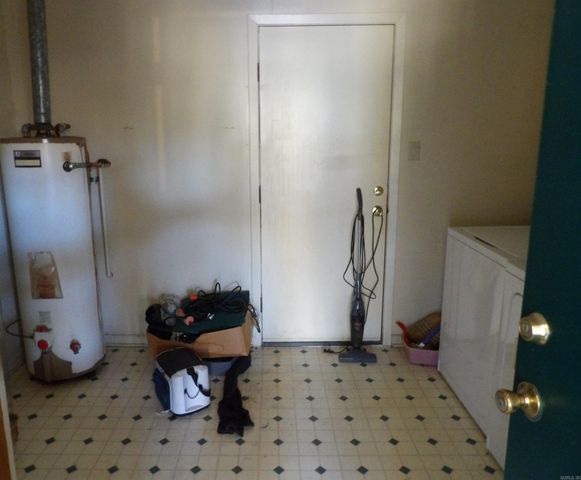 524 E Calhoun Street, Monticello, AR 71655