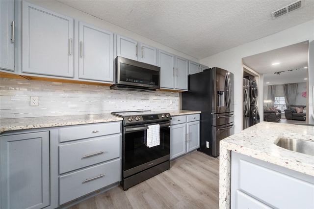 120 SAMUEL STREET, Davenport, FL 33897