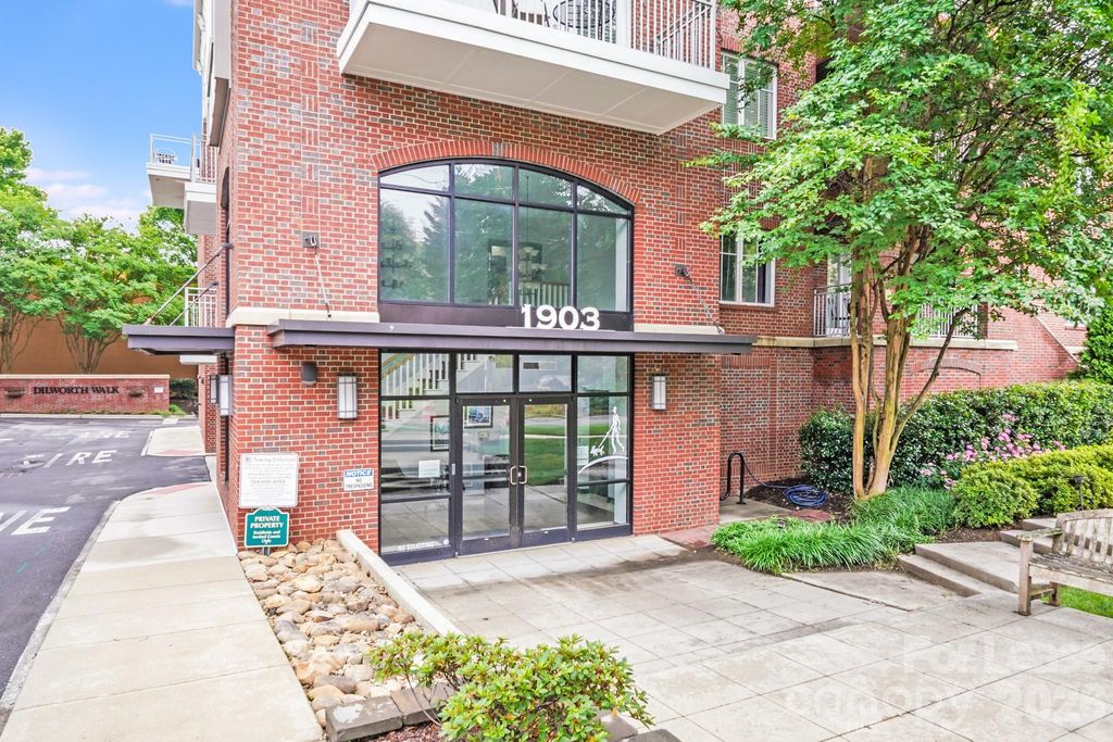 1903 Kenilworth Avenue 109, Charlotte, NC 28203